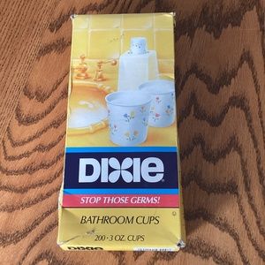 Sealed Box Vintage 1990s Dixie Bathroom Cups Tulips Flowers 200 Count 3 oz Cup